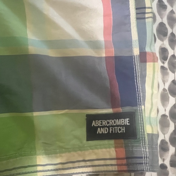 Abercrombie and fitch shorts - Picture 2 of 5
